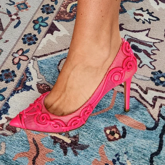 Valentino Garavani shoes 37